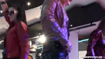 All-Night Love Lounge Part 3 - Shower Cam Screencap 4 on sinx.preview.netperv.com