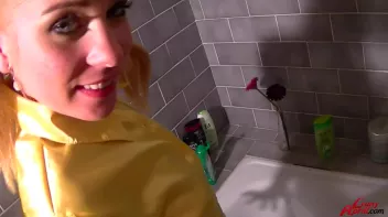 Bath Time With Leony Screencap 3 on sinx.preview.netperv.com