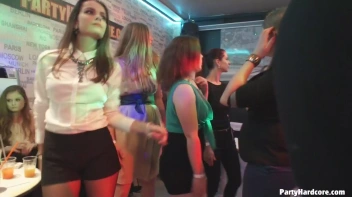 Party Hardcore Gone Crazy Vol. 31 Part 6 - Cam 2 Screencap 31 on sinx.preview.netperv.com