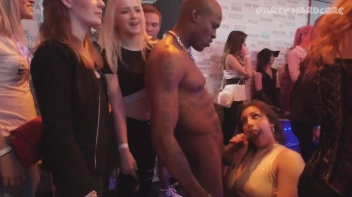 Party Hardcore Gone Crazy Vol. 27 Part 3 - Cam 3 Screencap 89 on sinx.preview.netperv.com