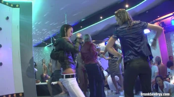 Satin Skeeters Part 3 - Cam 4 Screencap 14 on sinx.preview.netperv.com