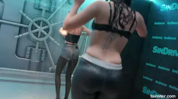 Wet amateur girls go berzerk Screencap 5 on sinx.preview.netperv.com