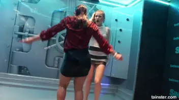 Wet amateur girls go berzerk Screencap 62 on sinx.preview.netperv.com