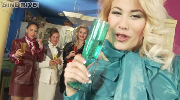 Frivolous Housewives: Mouthfuls Of Piss And A Sissy Dick To Fuck With Screencap 7 on sinx.preview.netperv.com