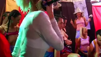 GaGa For Glue Girls Part 1 Screencap 109 on sinx.preview.netperv.com