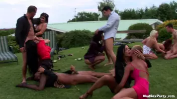 Private Pool Vol. 3 Part 2 Screencap 82 on sinx.preview.netperv.com