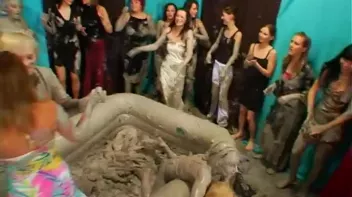 Gina Killmer Enters The Mud Ring Screencap 45 on sinx.preview.netperv.com