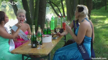 Beauty queens catfight in a lake - Cam 2 Screencap 9 on sinx.preview.netperv.com