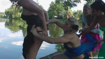 Beauty queens catfight in a lake - Cam 2 Screencap 93 on sinx.preview.netperv.com