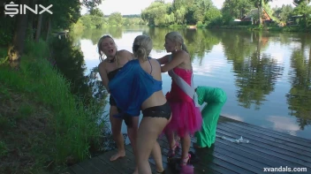 Beauty queens catfight in a lake - Cam 2 Screencap 95 on sinx.preview.netperv.com