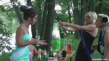 Beauty queens catfight in a lake - Cam 2 Screencap 14 on sinx.preview.netperv.com