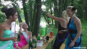 Beauty queens catfight in a lake - Cam 2 Screencap 15 on sinx.preview.netperv.com