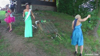 Beauty queens catfight in a lake - Cam 2 Screencap 25 on sinx.preview.netperv.com