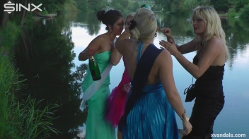 Beauty queens catfight in a lake - Cam 2 Screencap 31 on sinx.preview.netperv.com