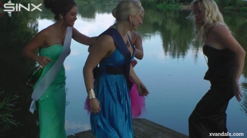 Beauty queens catfight in a lake - Cam 2 Screencap 33 on sinx.preview.netperv.com