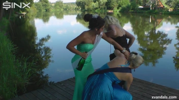 Beauty queens catfight in a lake - Cam 2 Screencap 35 on sinx.preview.netperv.com