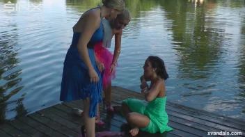 Beauty queens catfight in a lake - Cam 2 Screencap 70 on sinx.preview.netperv.com