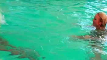 Play Fighting Turns Serious In The Pool Screencap 11 on sinx.preview.netperv.com