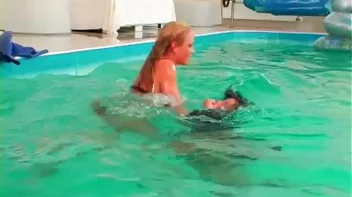 Play Fighting Turns Serious In The Pool Screencap 83 on sinx.preview.netperv.com