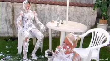 Shaving Cream Attack! Screencap 85 on sinx.preview.netperv.com