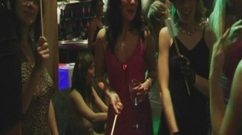 Bitchy Bidders Part 1 - Main Edit Screencap 40 on sinx.preview.netperv.com