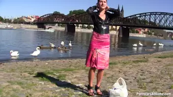 Juicy And Proud Of It! Screencap 81 on sinx.preview.netperv.com