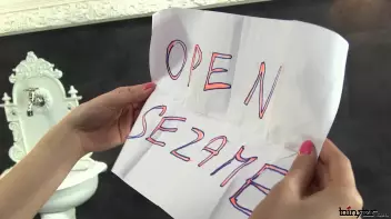 Opening Up The Slime Portal Screencap 5 on sinx.preview.netperv.com