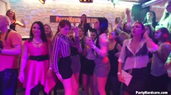 Party Hardcore Gone Crazy Vol. 33 Part 1 - Cam 1 Screencap 88 on sinx.preview.netperv.com