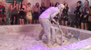 Miss Skinny Stuffed With Mud Screencap 52 on sinx.preview.netperv.com