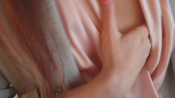 Horny secretary masturbates and pisses in a glass Screencap 8 on sinx.preview.netperv.com