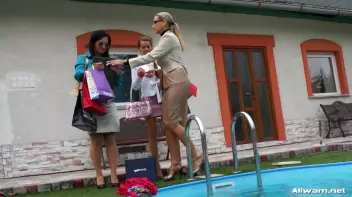 Sloppy Shopping With Gina Screencap 16 on sinx.preview.netperv.com