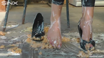 Cute blonde gets messy with pies Screencap 36 on sinx.preview.netperv.com