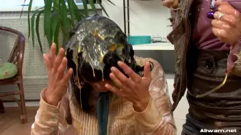 Fur Coats and Eggs Just Don't Mix... Screencap 62 on sinx.preview.netperv.com