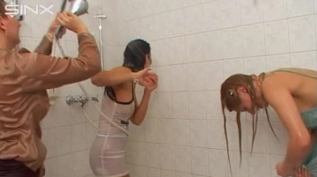 Gorgeous Babes Get Wet In Water Fight Screencap 65 on sinx.preview.netperv.com