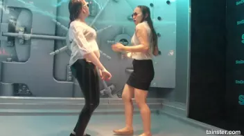 Wet girls turn me on Screencap 14 on sinx.preview.netperv.com