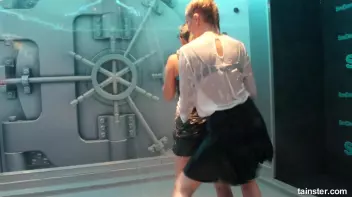 Wet girls turn me on Screencap 32 on sinx.preview.netperv.com