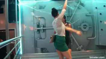 Wet girls turn me on Screencap 46 on sinx.preview.netperv.com