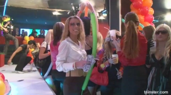 Gash Gamblers Part 1 - Cam 4 Screencap 28 on sinx.preview.netperv.com