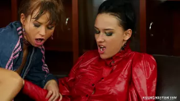 Study These Piss Study Buddies! Screencap 72 on sinx.preview.netperv.com