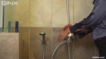 Horny Babe's Wet Cool Down Screencap 9 on sinx.preview.netperv.com