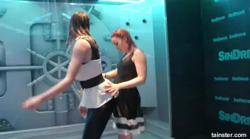 Sweet girls getting the wetlook Screencap 53 on sinx.preview.netperv.com