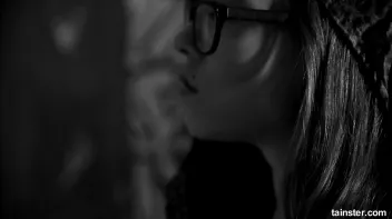 You can piss but you can't hide Screencap 2 on sinx.preview.netperv.com