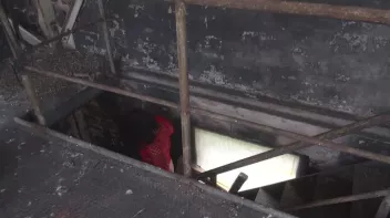 TV Schlampe wird von 2 Herrinen hart durchgenommen Screencap 42 on sinx.preview.netperv.com