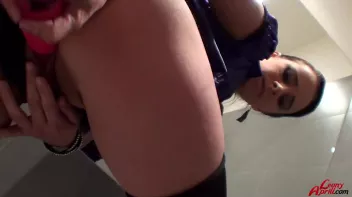 Tons Of Fun In The Washroom Screencap 69 on sinx.preview.netperv.com