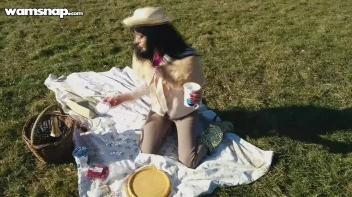 Fur Freak Makes A Mess Of Herself In Public Screencap 13 on sinx.preview.netperv.com