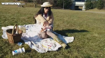 Fur Freak Makes A Mess Of Herself In Public Screencap 37 on sinx.preview.netperv.com