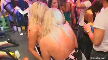 Blue Jean Babes Part 1 Cam 3 Screencap 86 on sinx.preview.netperv.com