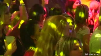 Blue Jean Babes Part 1 Cam 3 Screencap 1 on sinx.preview.netperv.com