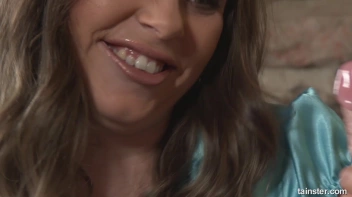 Special Strap-On Delivery Is a Game Changer! Screencap 13 on sinx.preview.netperv.com