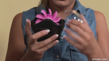 Special Strap-On Delivery Is a Game Changer! Screencap 31 on sinx.preview.netperv.com